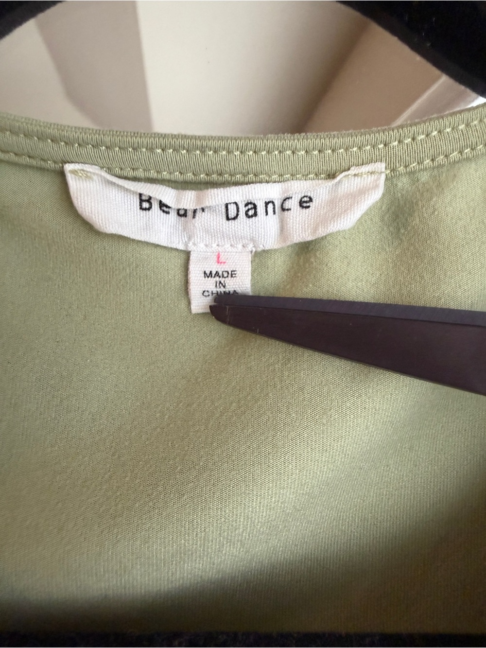 Bear Dance Pastel Colorblock Wavy Patchwork Cropped Tank Top - Picture 5 of 5